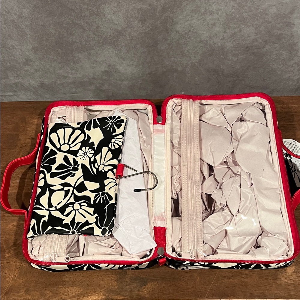 Tender Love & Carry Floral Cosmetic Train Case - Black & Cream with Pink Trim - Picture 6 of 7